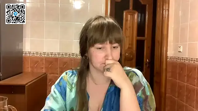 MaroonMoon_ on StripChat