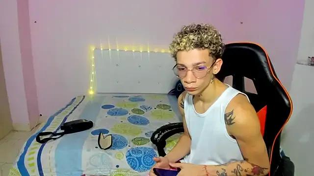 mateodeamjo — SHOW CUM