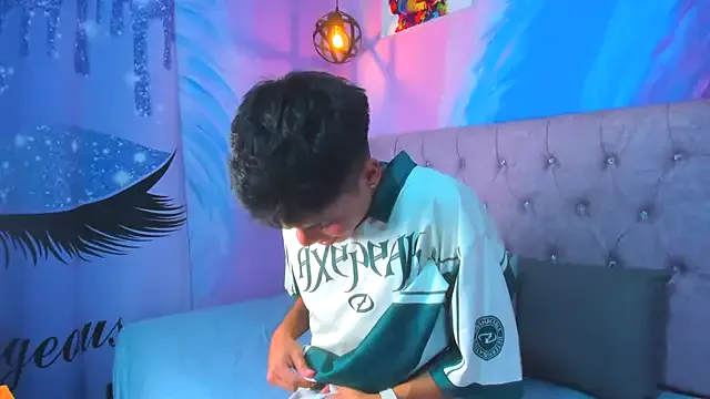 MaxiWildd on StripChat