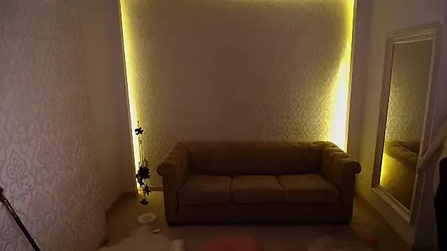 MaxKaiden — Clothes On The Floor