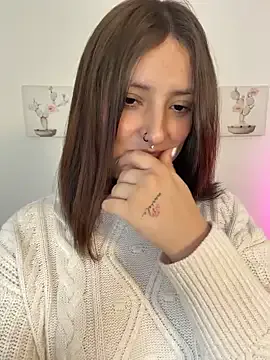 Megan_lu2 on StripChat