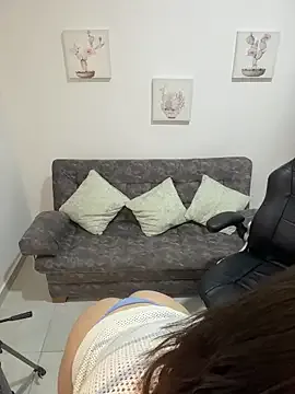 Megan_lu2 on StripChat