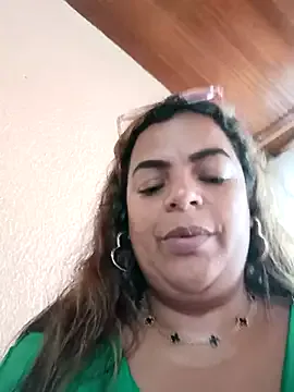 Mia-Glow — RiskyMasturbateWithBBDildoSQUIRT-TICKET