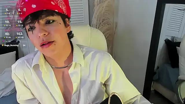 miilo_wolf on StripChat 