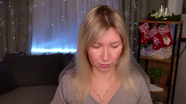 MilaBott on StripChat