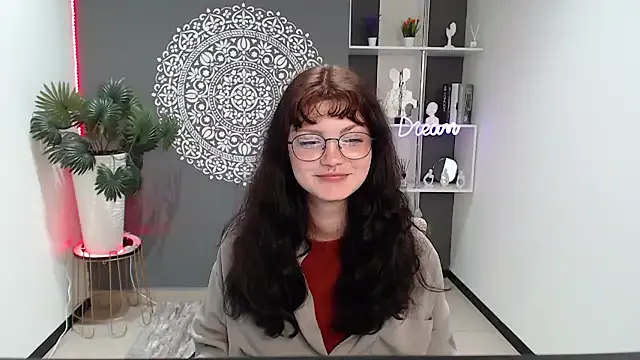 MileyRood on StripChat