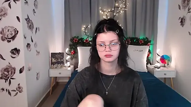 MileyRood on StripChat