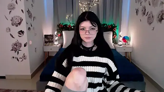 MileyRood on StripChat