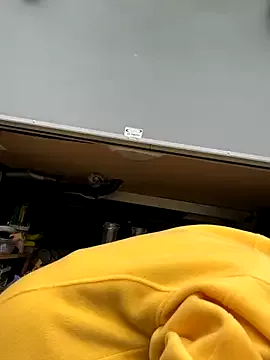 Mini_And_The_Bear on StripChat