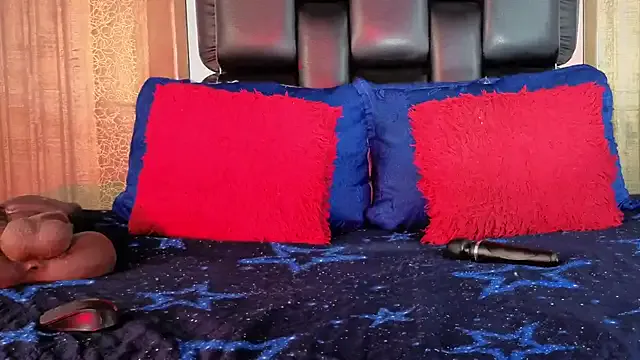 MishaKinki on StripChat