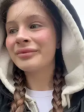 mmelicious on StripChat