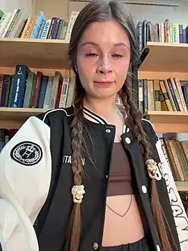 mmelicious on StripChat