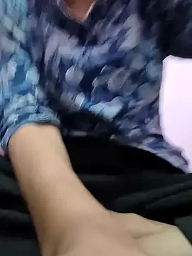 Modelbigbobs on StripChat