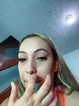 Moon_Blake on StripChat