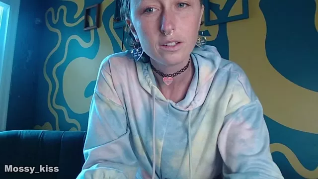 mossy_kiss on StripChat