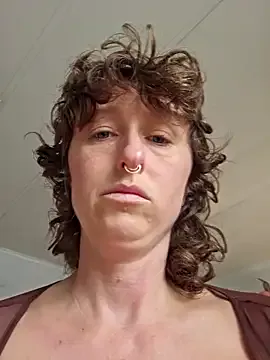 mossy_kiss on StripChat