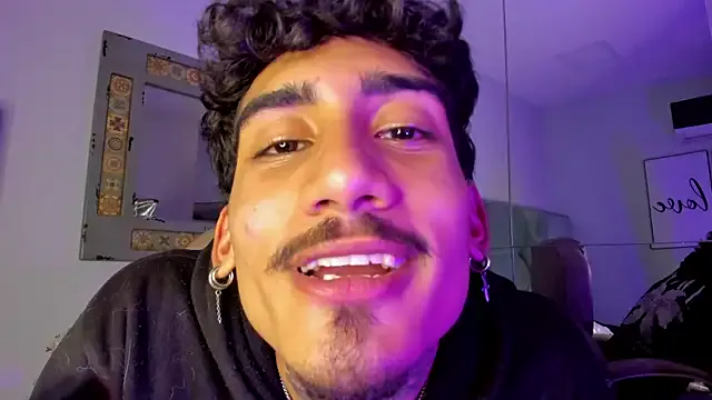 Mr_Strike on StripChat