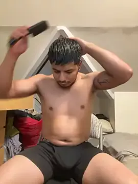 MynameisPaco on StripChat