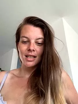 newMichelle on StripChat