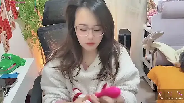 NEWONETO on StripChat