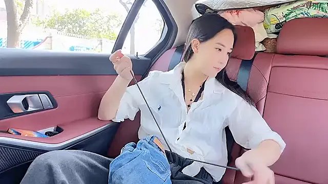 newwell on StripChat 