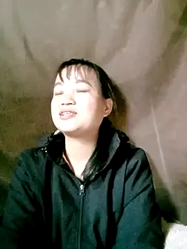 Noelle-e on StripChat