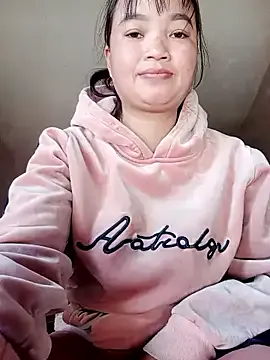 Noelle-e on StripChat