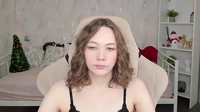 NovaEva_ on StripChat