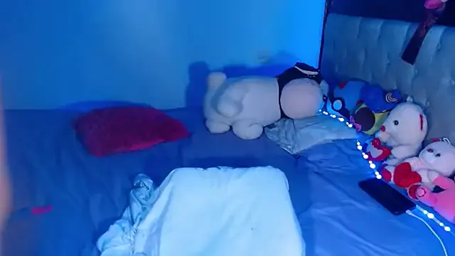 Pamelanicole on StripChat