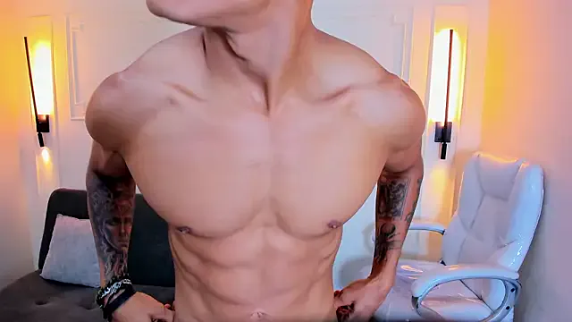 Paradise_boy_s on StripChat