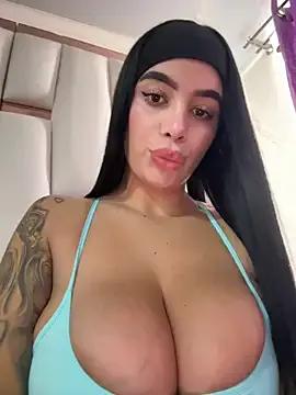 perla_kem_ — Bounce tits
