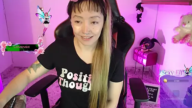 pink-2022 on StripChat