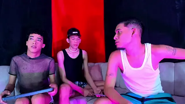 Pleasure_boys_hot —  show  ass