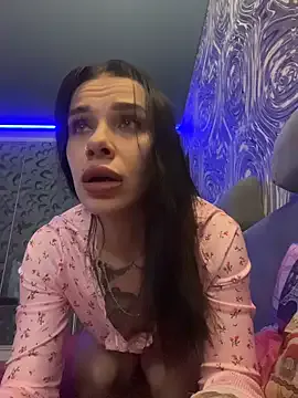 Queen_of_pain on StripChat