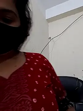 Ritusri_Dotta on StripChat