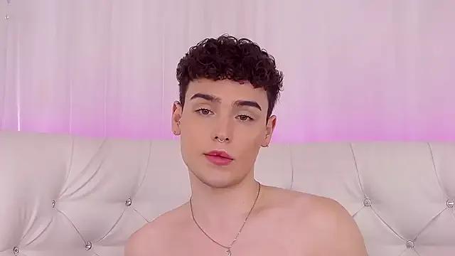 RobbyCharming on StripChat 