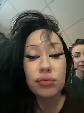 RollingGirls on StripChat