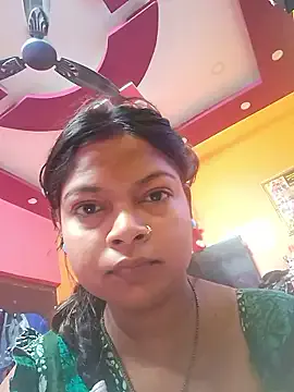 Romance_Aliya on StripChat