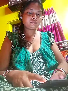 Romance_Aliya on StripChat