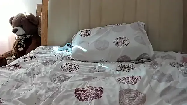 roniewester on StripChat