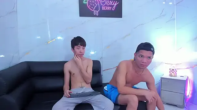 Room_boys_hot on StripChat