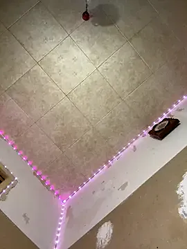 saint_cat25 on StripChat