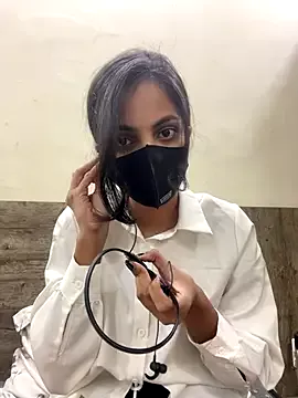 Sandhya_77 on StripChat