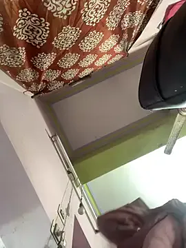 Sandhya_77 on StripChat