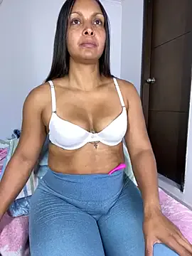 sandylau on StripChat