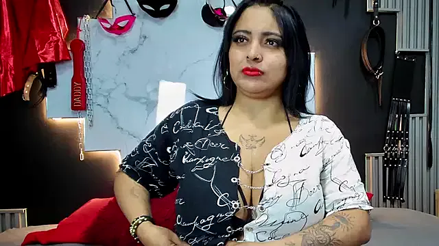 Sarah917 on StripChat