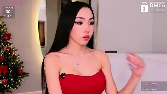 saranmia on StripChat 