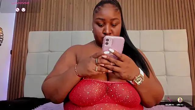 Saravy_Blandon on StripChat 