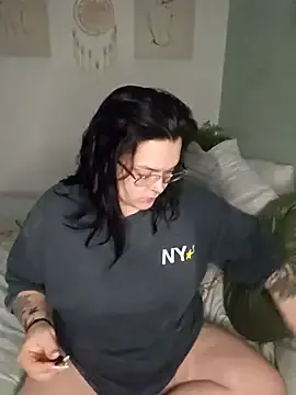 Saucy-Serenity — Wax play