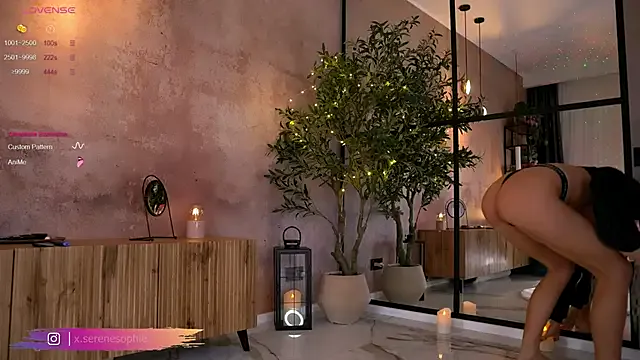 Serene_Sophiex on StripChat